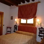 펜션 La Chatarreria De Ferreros Otero de Herreros