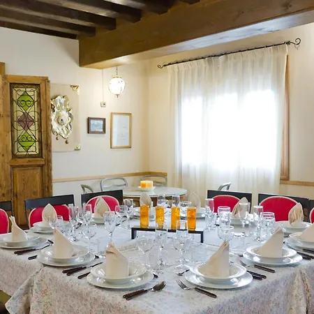 Semesterbostad La Chatarreria De Ferreros Otero de Herreros