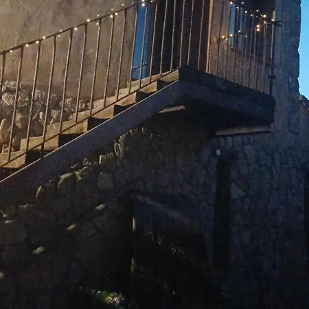 La Chatarreria De Ferreros Holiday home Otero de Herreros